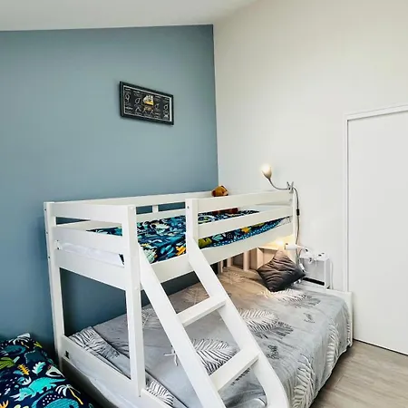 Petite Maison Proche * 山地圣母村